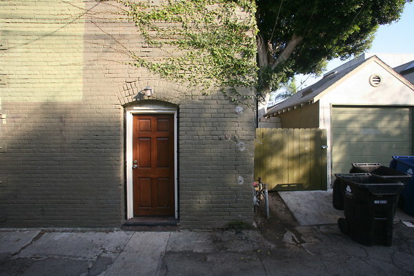 162C Kitchen Side Door Street 0129 1