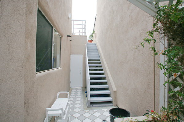 Staircase to Balcony 0057 1