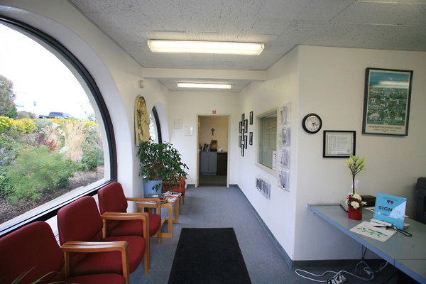 Health Center Waiting Area 0287 1