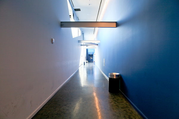 P2 Lobby Hallway 0583 1
