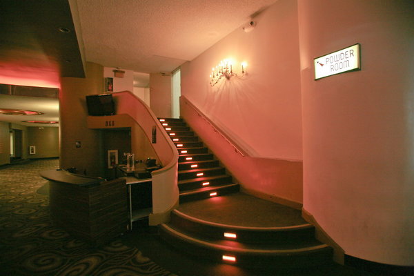 Powder Room Stairway 0007 1