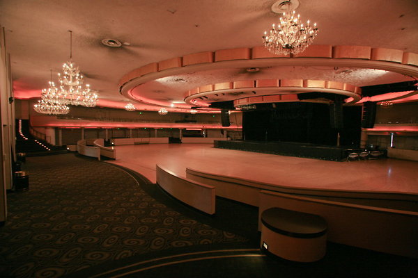 752 Theatre &amp; Concert Hall