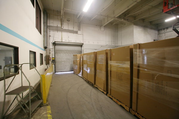 Warehouse Rear Loading Door 0077 1