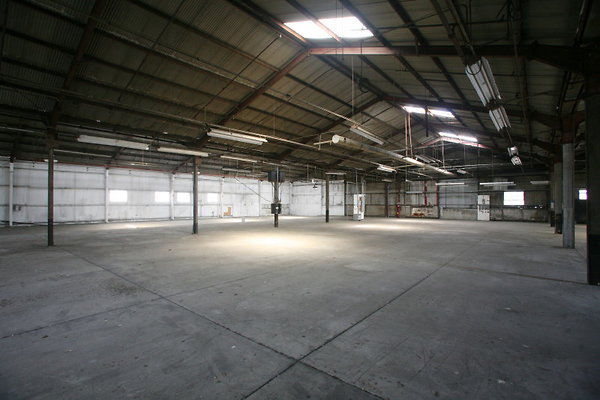 Warehouse Bld B 0050 1