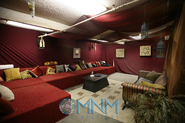 Lounge Room2 0084 13 1