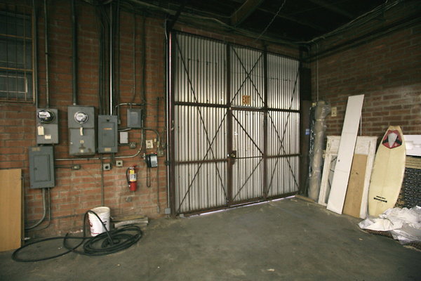730A Warehouse Door 0030 1