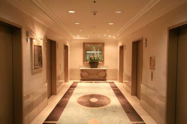 Valet Elevator Lobby 0184 1
