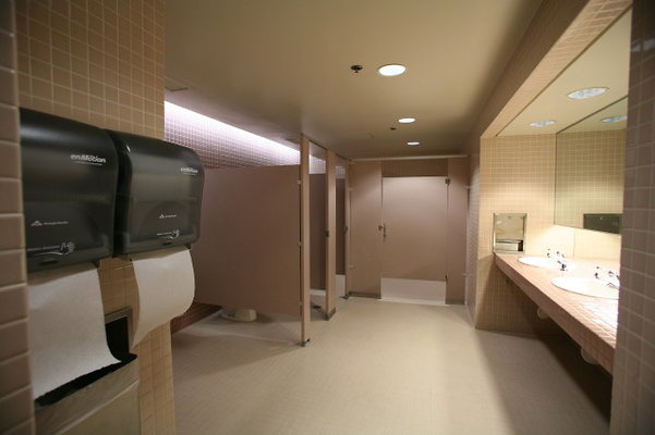 Suite 100 Mens Bathroom1 1
