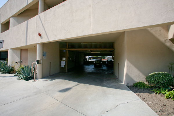 Garage Entrance to 1st Floor Parking 0111 1