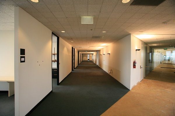 25th Floor Hallway 0228 1