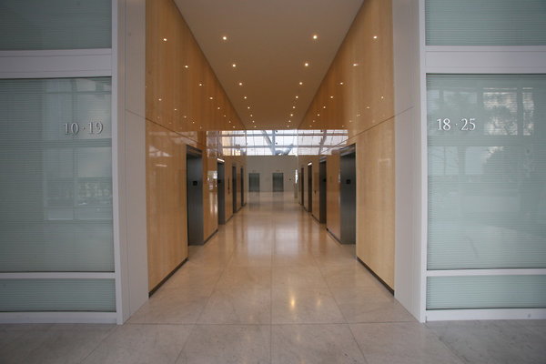 Lobby Elevators RS 0623 1