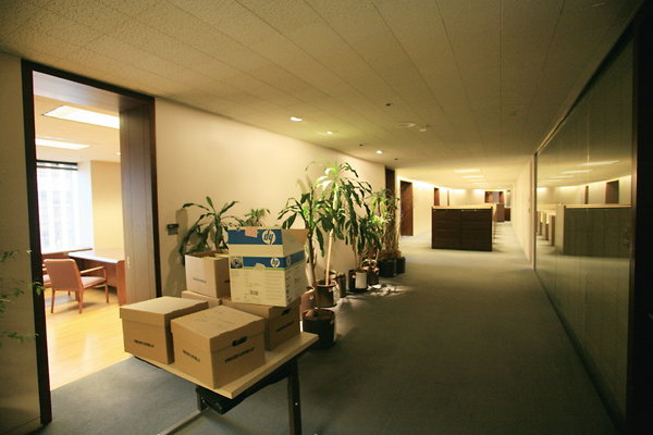 Suite 1200 Hallway 0044 1