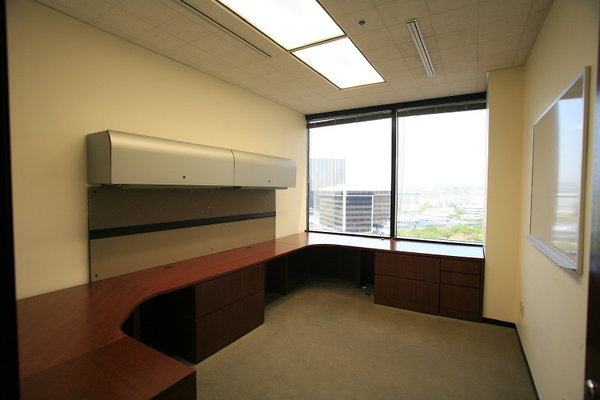 Suite 700 Office 0458 1
