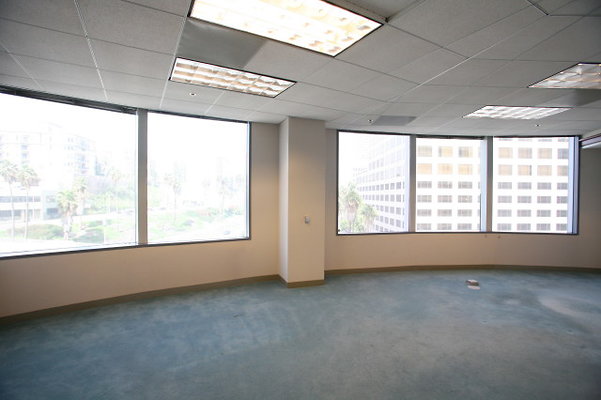 4th Floor Curved Office 0080 1