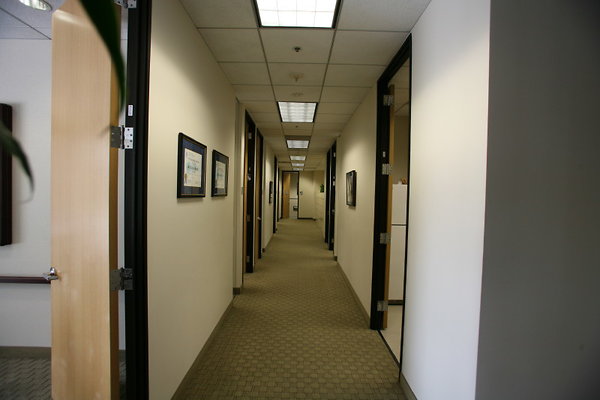 Suite 300 Hallway 0302 1