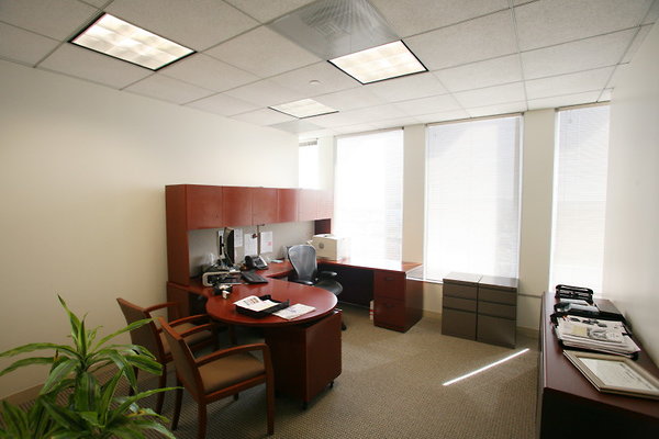 Suite 810 Office 0503 1