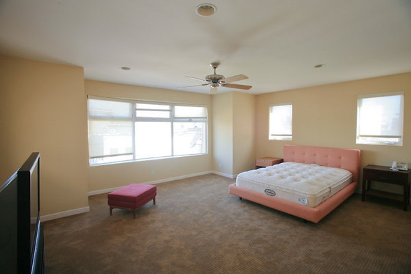 3rd Floor Bedroom 0020 1