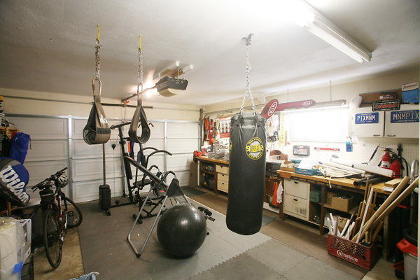 416A Garage Gym 0198 1
