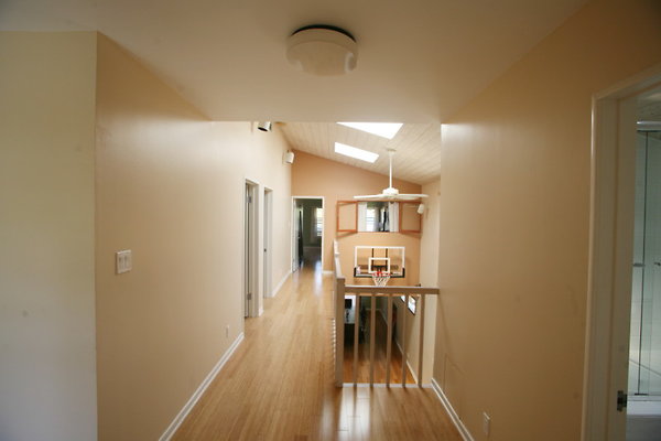 416A 2nd Floor Hallway 0157 1 1