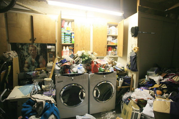 Garage Laundry Area 0101 1