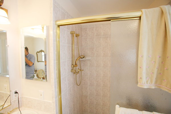 582A Master Bathoom 0085