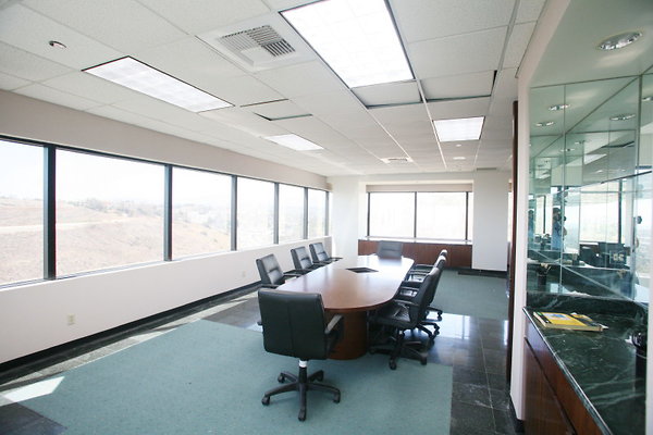 Suite 500 Executive Office Conference Room 0474 1