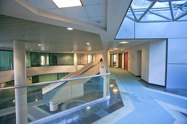 2nd Floor Hallway 0083 1