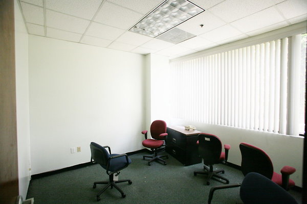 Suite 110 Office4-1 0313 1