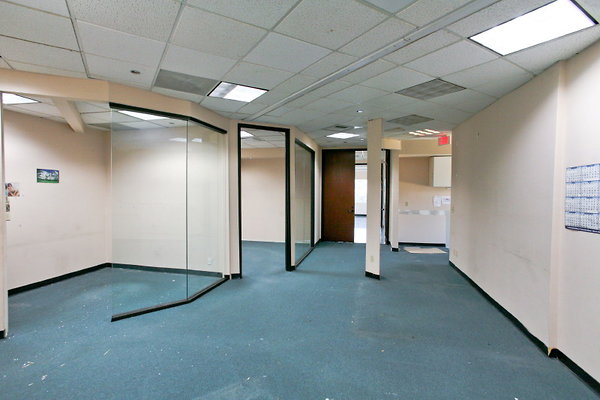Suite 500 Offices 0241 1