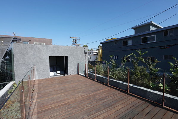 Master Bedroom Deck 0094 1