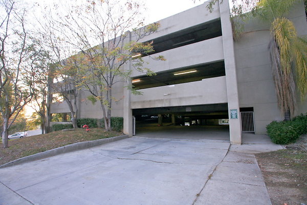 Parking Structure Street Entrance 0205 1