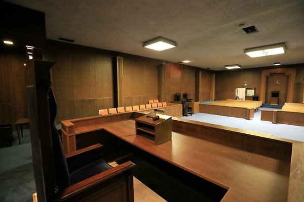 Court Room 0083 1