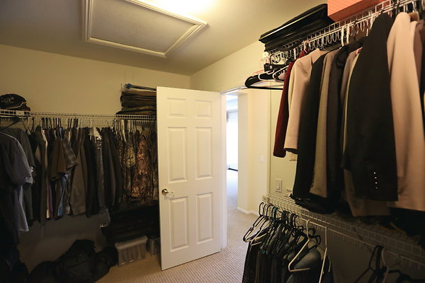 Master Bedroom Closet 0128 1