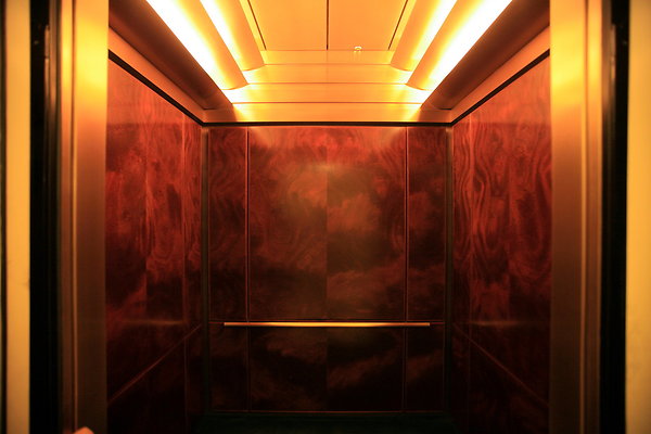 Elevator 0143