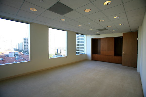 Suite 900 Office 0101