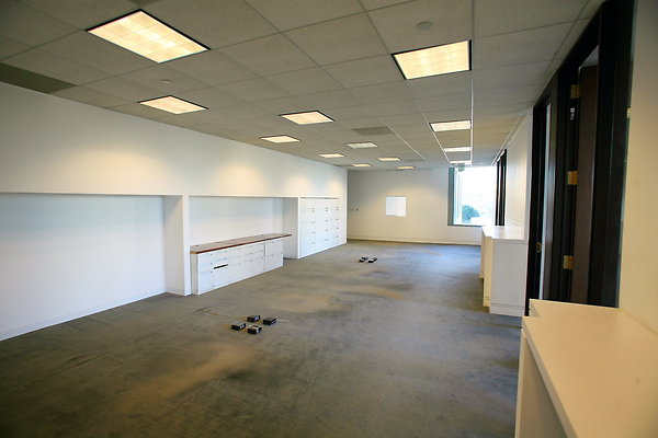 Suite 500 Open Area &amp; Offices 0168