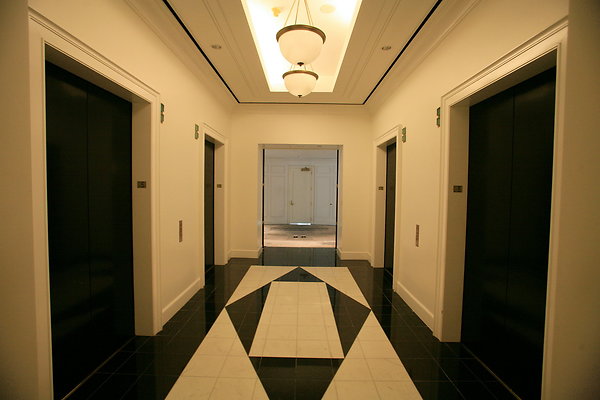 5th Floor Elevator Lobby 0148