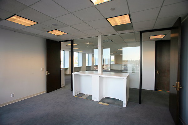 Suite 500 Office 0161