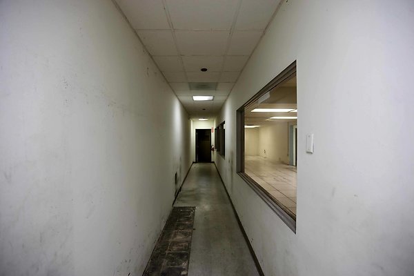 Hallway 0029