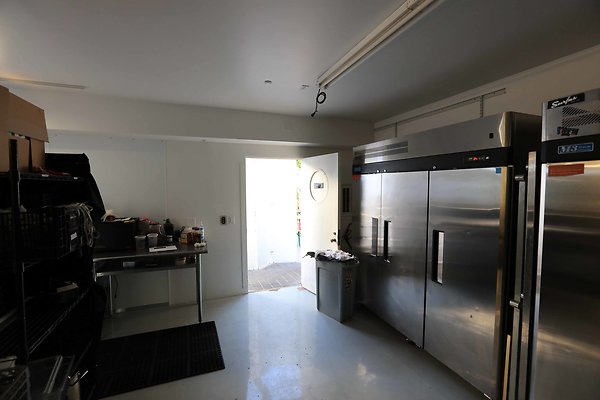 220A Residence Kitchen 0097