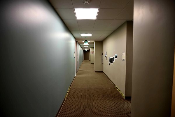 Hallway4-2 0079