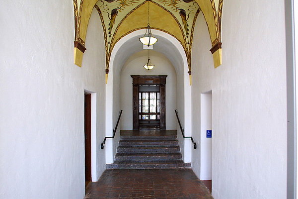Front Entry1 13 1