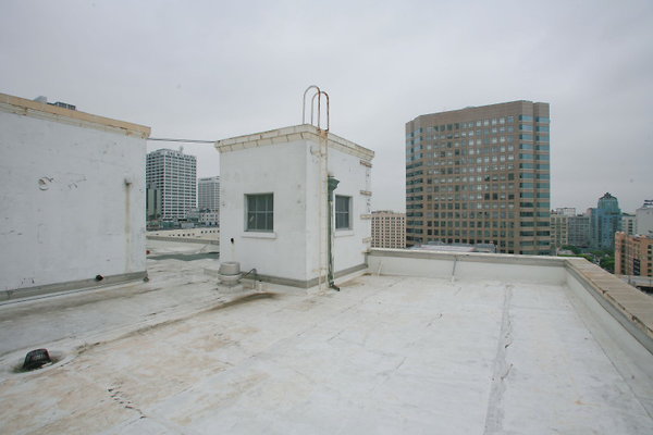 Roof 0007 1