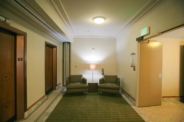 5th Floor Elevator Lobby 0072 1 1