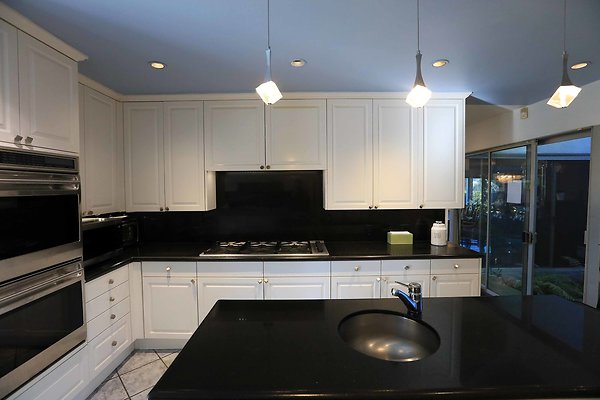 445A Kitchen4 0040