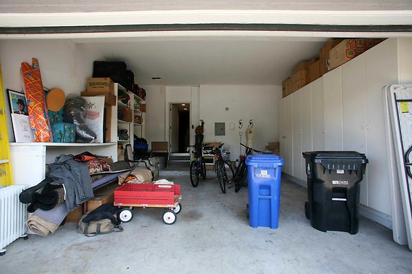 794A Garage
