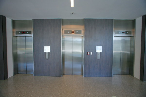Lobby Elevators 0093 1