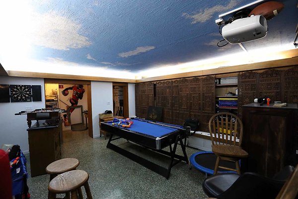 Media &amp; Game Room 0098