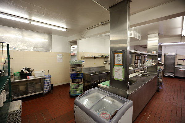 505A Kitchen 0103