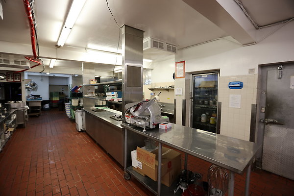 505A Kitchen 0101
